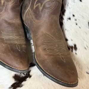 Ariat Heritage Leather Round Toe‎ Western Boots Size 8.5 T1 thumbnail 2