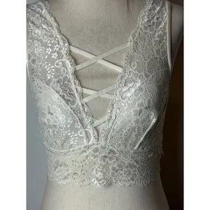 Candie's Lace Bralette Women Medium Ivory Strappy V Neck Wireless Intimates Sexy thumbnail 7