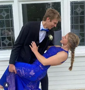 Jovani Prom Dress thumbnail 1