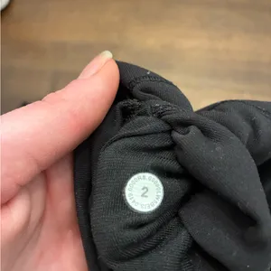 Lululemon Wunder Under Leggings 2 Black Hi-Rise 7/8 Tight Full-On Luon 25" thumbnail 3