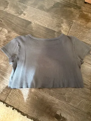 Brandy Melville Crop Top thumbnail 2