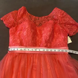 Women’s Full Length Tulle & Lace Sort Sleeve Dress Zip Up Back Size 14 NWT thumbnail 9
