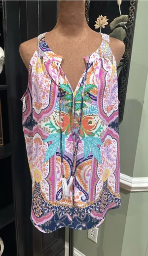 Rose + Olive Boho Paisley Sleeveless Blouse – Size Large thumbnail 1