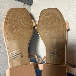 Pop Women's Tan Sandals Size 9 thumbnail 8