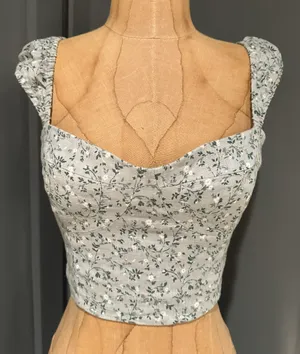 Clyde Linen Top in Agave thumbnail 2