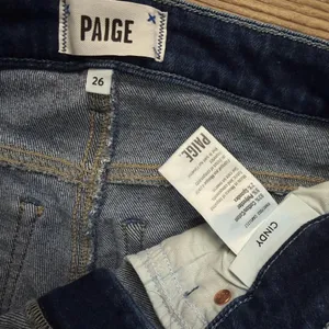PAIGE Cindy Slim Jeans  thumbnail 6