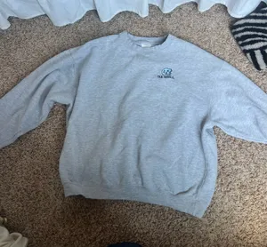 UNC vintage crewneck Gray Size M thumbnail 1