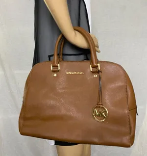Michael Kors Medium Brown Leather Handbag thumbnail 9