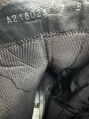 Stuart Weitzman Black Gore-Tex Side Zip Boots Womens Size 7B thumbnail 8