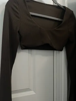 Alo long sleeve sports bra thumbnail 6
