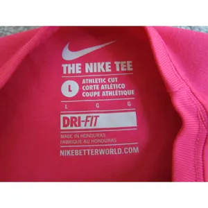 Nike Dri-FIT T-Shirt Large Pink Athletic Cut‎ Swoosh Performance Tee thumbnail 3