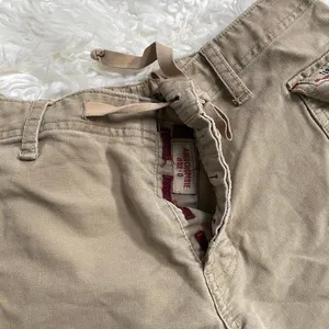 Abercrombie & Fitch Khaki Tan Cargo Low Rise Shorts 100% Cotton thumbnail 5