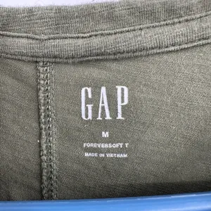 Gap Size Medium Shirt Green Long Sleeve Crew Neck‎ Tee Basic Everyday Casual Top thumbnail 3
