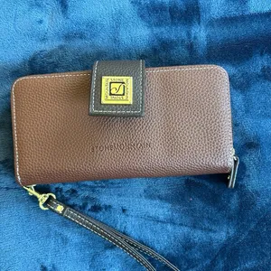 Stone Mountain Brown Pebble  Made With Love Wallet EUC thumbnail 1