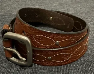 DOCKERS Brown Leather Belt Tooled Floral‎ Silver Tone Buckle Studded Sz M Navajo thumbnail 1