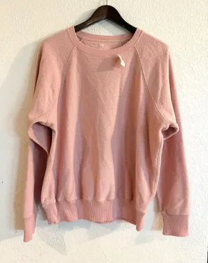 NWT AERIE Womens Top Pink Raglan Diagnal Weave Long Sleeve Pull Over Size Medium thumbnail 1