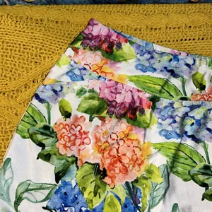 Skinz Size S Floral Skort Pink thumbnail 2