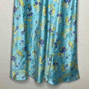 Victoria's Secret‎ Floral Negligee thumbnail 4