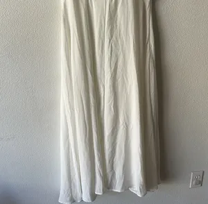 Chicme White Maxi Dress (unlined) thumbnail 6