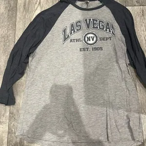 Platinum XL Las Vegas‎ NV Navy & Gray T Shirt 3/4 Sleeves Crew Neck thumbnail 3