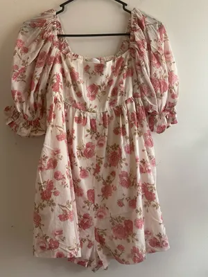 Floral Puff-Sleeve Romper in Pink and Cream thumbnail 1