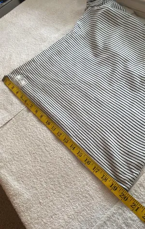 T-shirt short sleeve V-neckline stripes size small NWT thumbnail 3