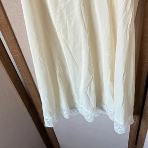 FINAL MARKDOWN Lace Trim vintage slip 36 thumbnail 11