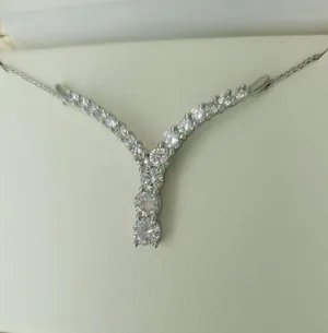 DIAMOND LUXE Sterling Silver Simulated Diamond V Shaped Journey Necklace 18" NEW thumbnail 8