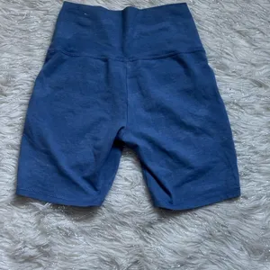 Aerie High-Waisted Women’s‎ Blue Camo Shorts Size S thumbnail 2