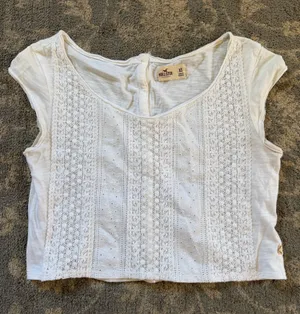 Hollister Crop Top thumbnail 1