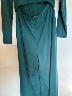 HALARA Emerald Green Wide-Leg Jumpsuit with Square Neck thumbnail 12