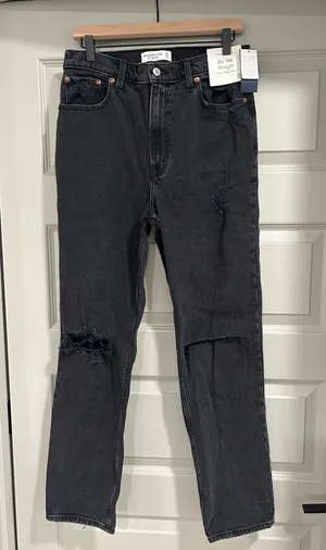 Abercrombie 90’s straight ultra high rise jeans thumbnail 1