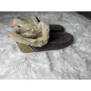 Womens Size 38 Brown Faux Fur Lined Moccasin Slippers Cozy Cabin Shoes thumbnail 8
