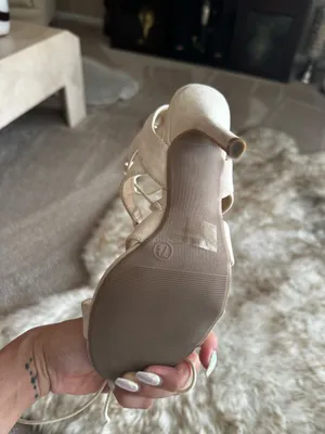 Heels Tan Size 7.5 thumbnail 3
