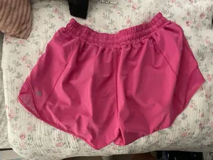 High-Rise Hotty Hot Lululemon Shorts 4" thumbnail 2