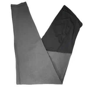 Isabel Maternity‎ By Ingrid & Isabel Gray Black Medium cropped athletic leggings thumbnail 3