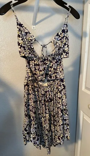 Allison & Kelly NWT Floral Cut Out Dress thumbnail 1