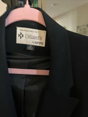 Kasper Black Women's Tailored Blazer with Contrast Piping vintage thumbnail 4