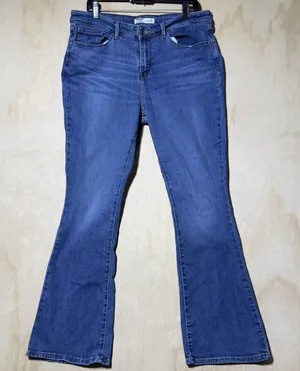 Signature by Levi Strauss Womens 16M 33x32 Mid Rise Bootcut Stretch Blue Jeans thumbnail 1