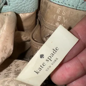 KATE SPADE Grey Street Tiny Cooper Turquoise Leather Crossbody Bucket‎ Bag thumbnail 11