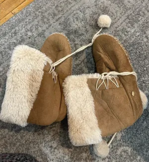 Kooba Brown Suede Faux-Fur Lined Winter Booties with Pom Poms thumbnail 1