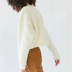 Champion Uo Exclusive Sherpa Half-Zip Jacket Women's at Urban Outfitters thumbnail 3