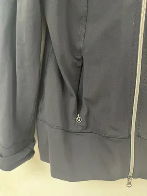 Lululemon Jacket Black Women’s thumbnail 2