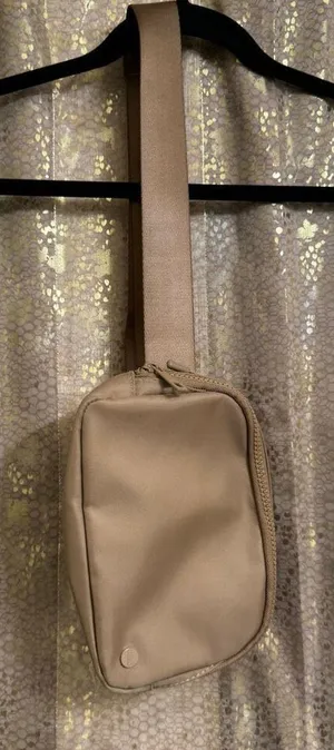 Studio NYC Small Light Brown Tan Crossbody Belt Bag EUC thumbnail 1