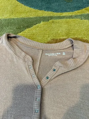 Abercrombie & Fitch Soft A&F Cozy Long Oversized Henley Long Sleeve Top Size XS thumbnail 3