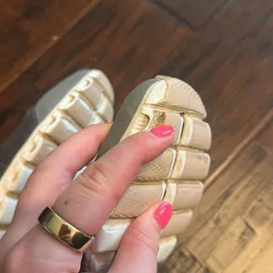 On Cloud Running Cloudflow Sneakers Size 9 Pink thumbnail 4