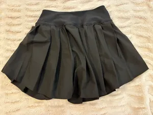 Stretch tech Elegant Black Pleated Skirt size XS thumbnail 1