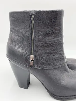 B.O.C. Born Concept Ankle Boots Size 9 Black Leather Foldover Cuff Side Zipper thumbnail 2