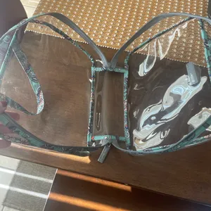 Vera Bradley clear travel bag. EUC. thumbnail 4
