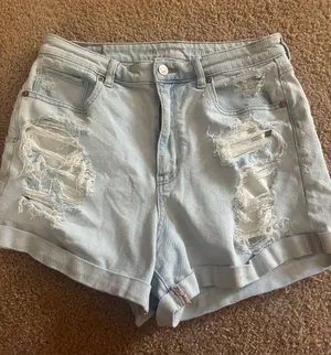 American Eagle Outfitters Light Wash Ripped Denim Shorts mom shorts stretch 12 thumbnail 1